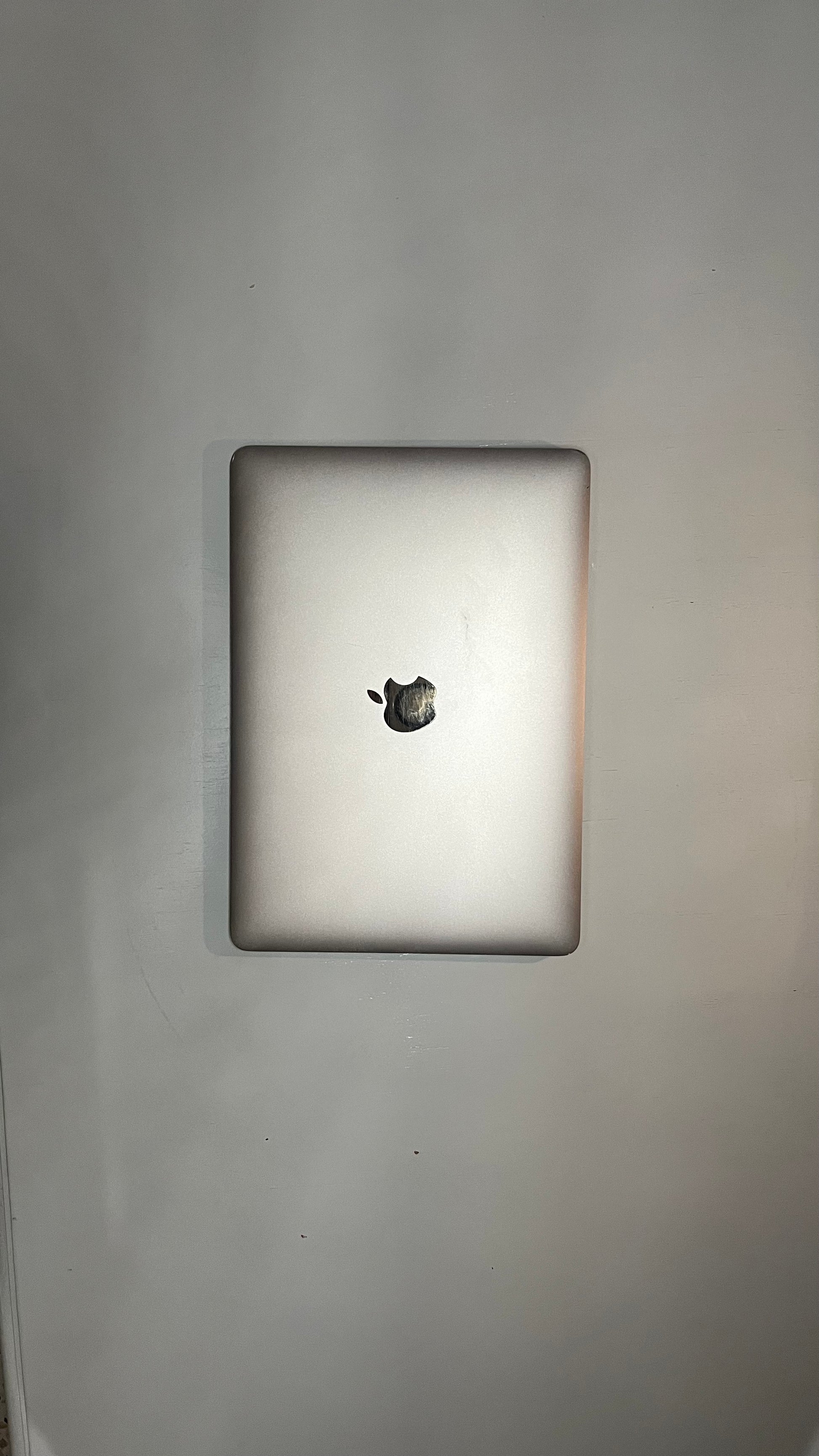 MacBook Air 2019 12” 8/256 Intel M3 2 Cores | Intel HD Graphics 615 1536mb