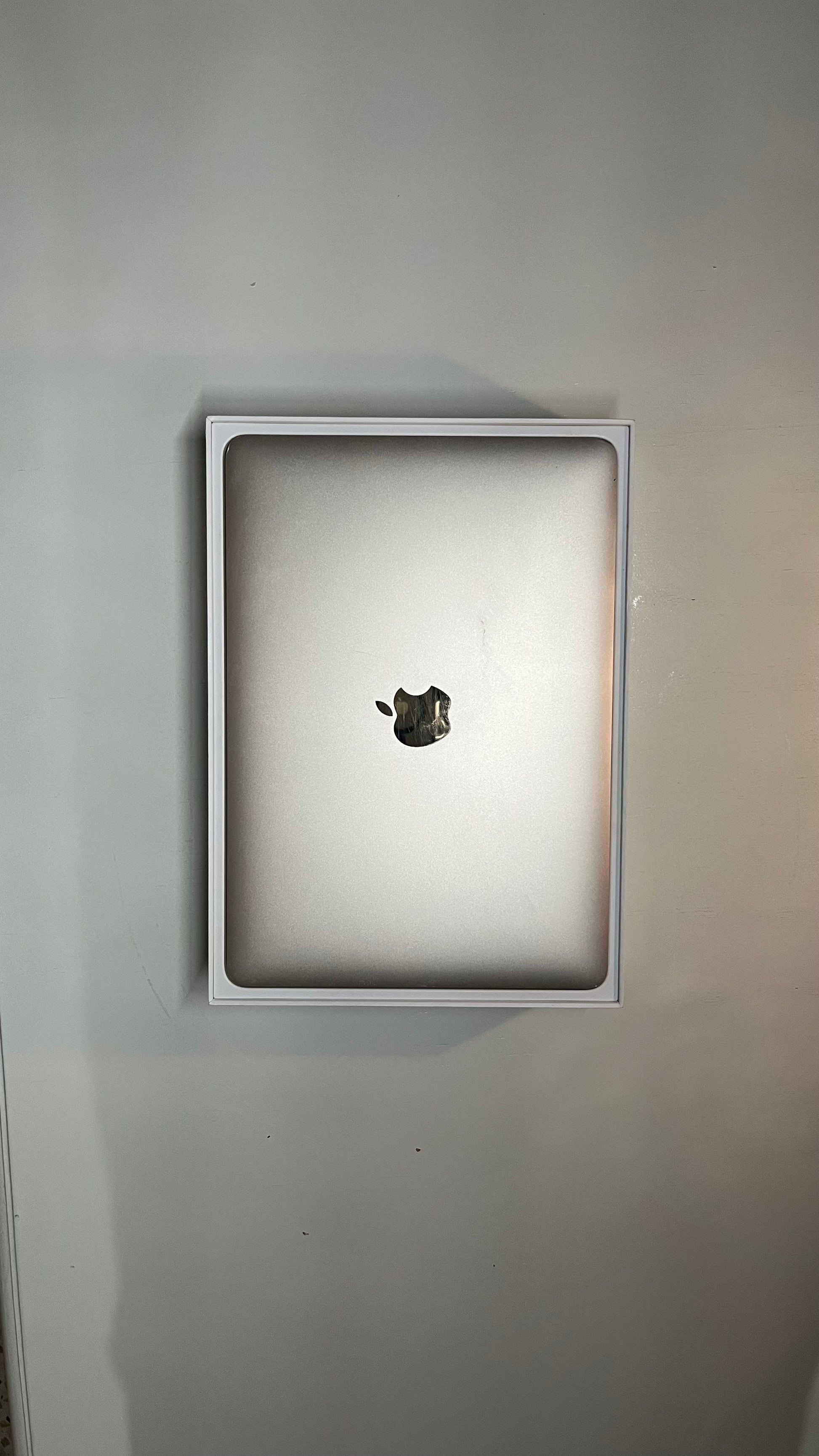 MacBook Air 2019 12” 8/256 Intel M3 2 Cores | Intel HD Graphics 615 1536mb