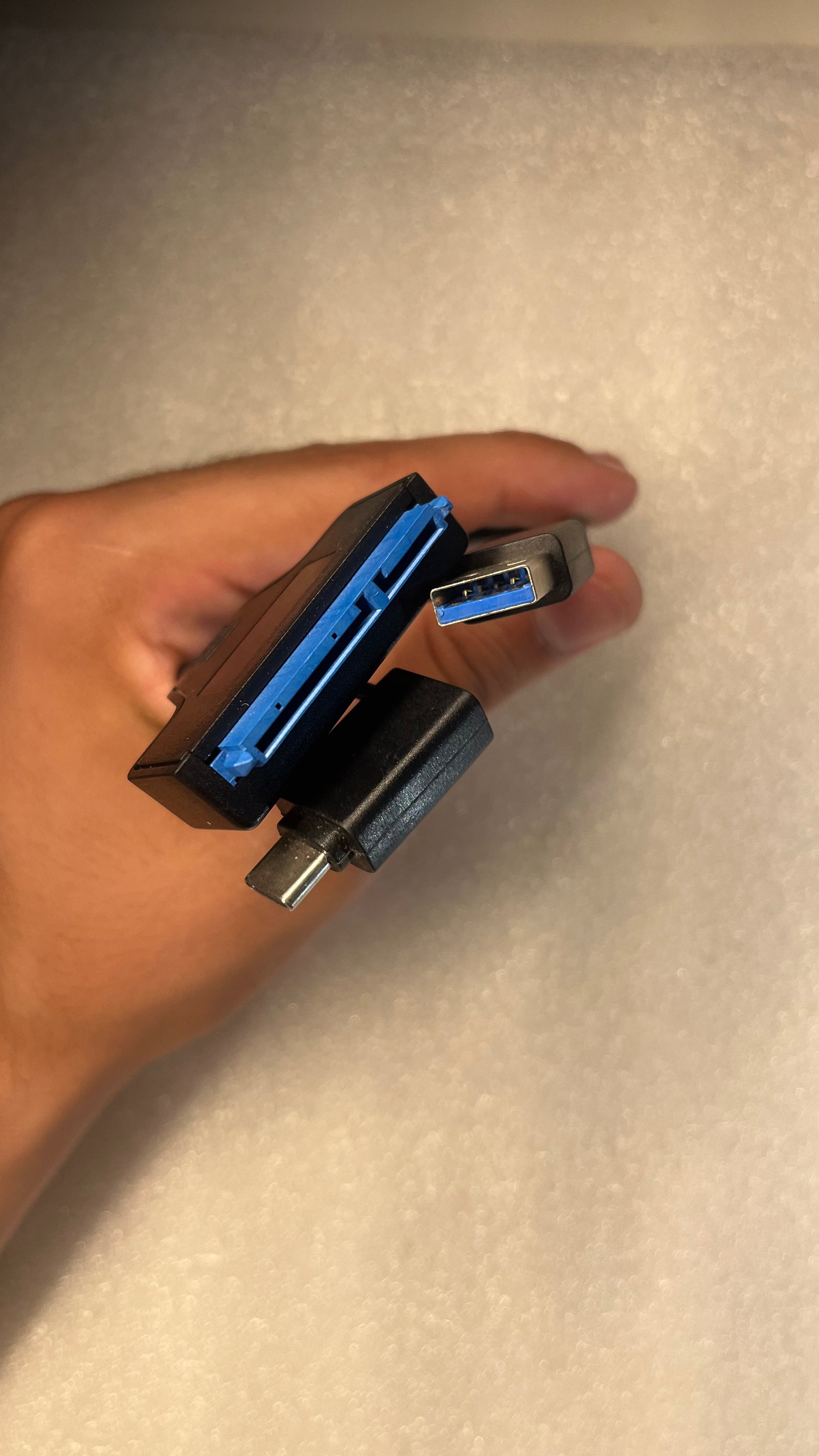 Sata To USB-C/USB-A Adapter I Adapteur Sata Vers USB-C/USB-A